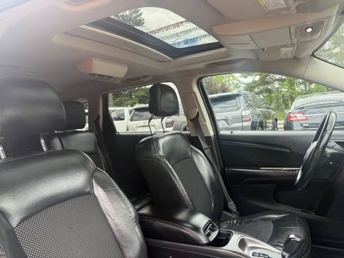 Used 2016 Dodge Journey Crossroad w/ Popular Equipment Group AWD/4WD image 11