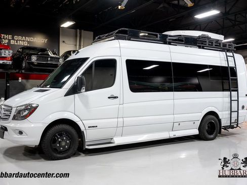 Used 2018 Mercedes-Benz Sprinter 3500 image 3