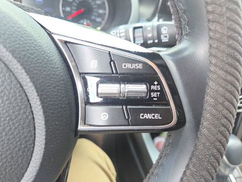 Used 2021 Kia Seltos S AWD/4WD image 9