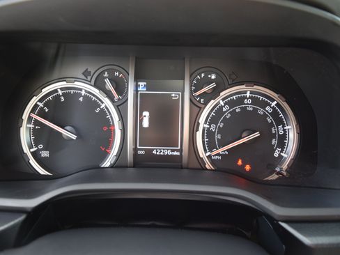 Used 2023 Toyota 4Runner TRD Off-Road Premium w/ Off Road Premium Plus Package AWD/4WD image 15