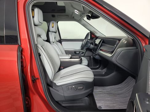 Used 2023 Rivian R1S Launch Edition image 24