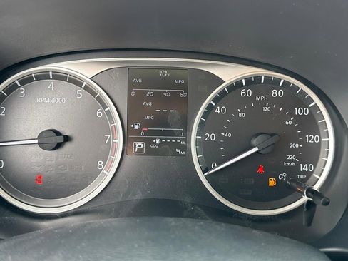 New 2025 Nissan Kicks Play S image 12