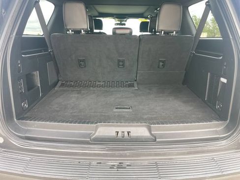 Used 2021 Ford Expedition Max Limited RWD image 32