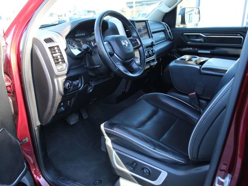 Used 2019 RAM 1500 Laramie image 12