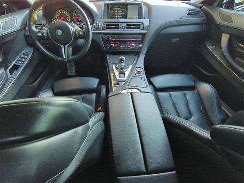 Used 2013 BMW M6 Convertible image 16