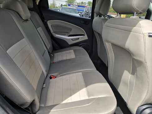 Used 2020 Ford EcoSport S AWD/4WD image 32
