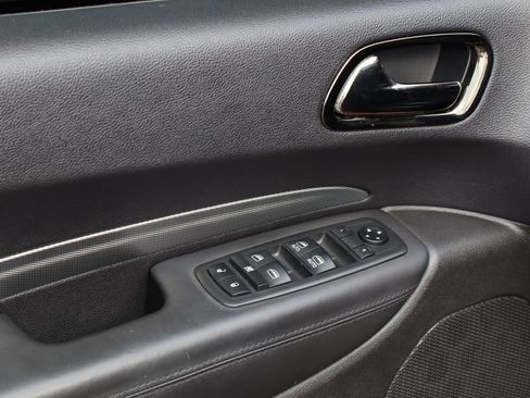 Used 2020 Dodge Durango R/T w/ Blacktop Package image 18