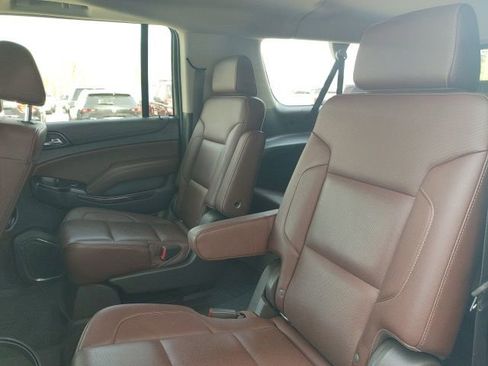 Used 2018 Chevrolet Suburban Premier image 16