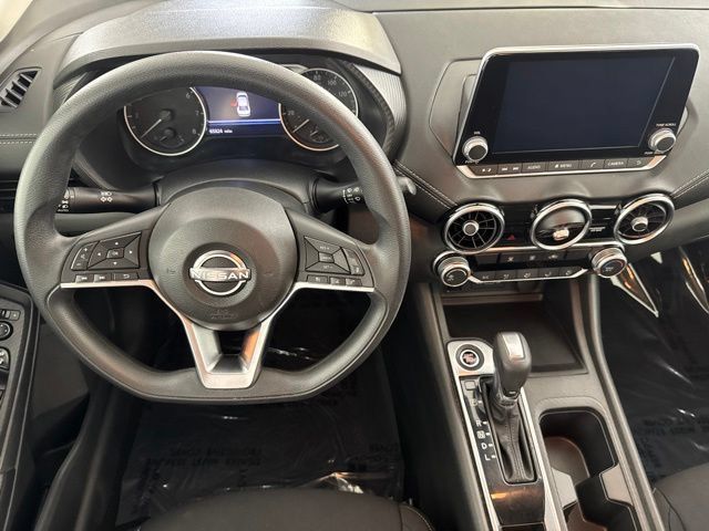 Used 2024 Nissan Sentra SV FWD image 22