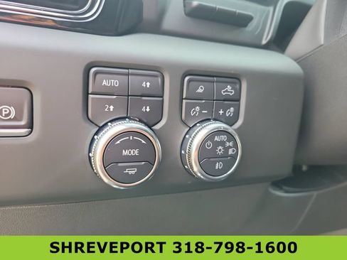 Used 2025 GMC Sierra 1500 AT4 w/ AT4 Premium Package AWD/4WD image 14