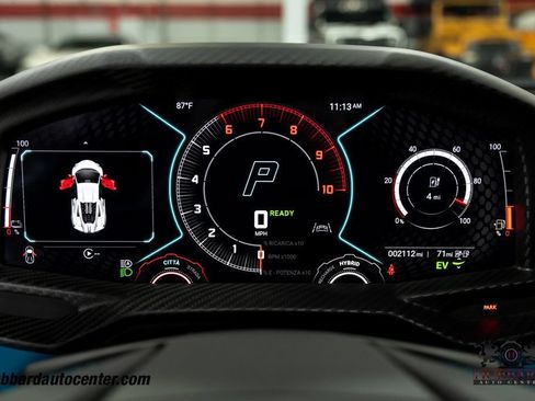 Used 2025 Lamborghini Revuelto AWD/4WD image 21