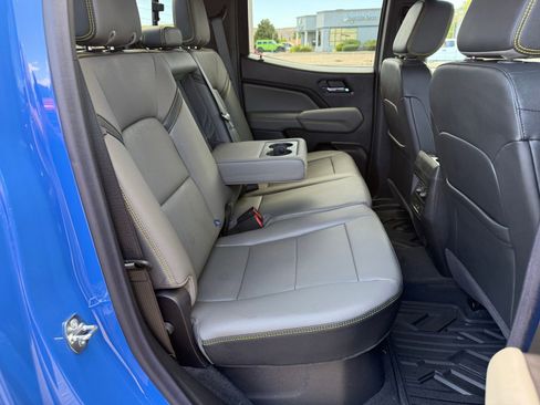 Used 2026 Chevrolet Colorado ZR2 w/ Technology Package AWD/4WD image 33