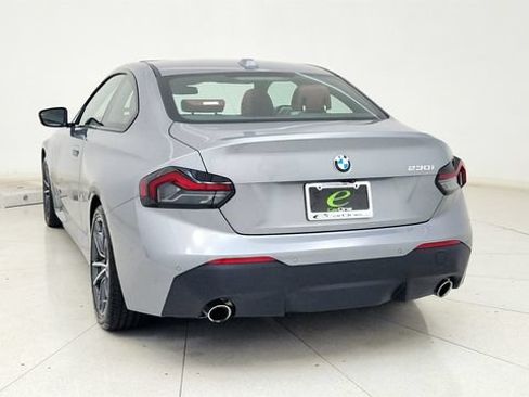 Used 2025 BMW 230i Coupe RWD image 8