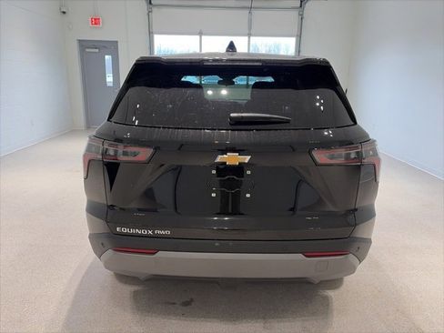 New 2026 Chevrolet Equinox LT w/ Convenience Package II image 5