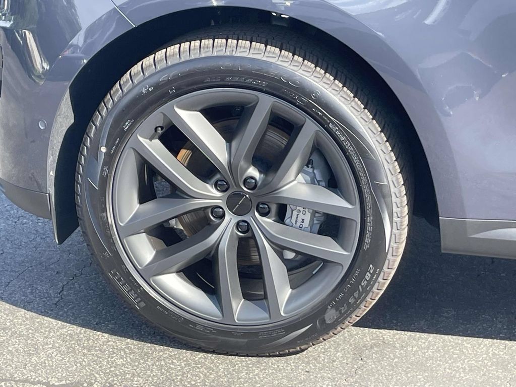 New 2027 Land Rover Range Rover Sport SE AWD/4WD image 12