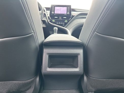 Certified 2021 Toyota Camry SE w/ Cold Weather Package image 30