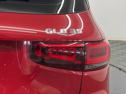Used 2022 Mercedes-Benz GLB 35 AMG 4MATIC image 14