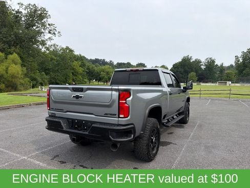 Used 2026 Chevrolet Silverado 2500 ZR2 w/ LPO, Dark Essentials Package AWD/4WD image 7