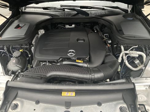 Used 2021 Mercedes-Benz GLC 300 4MATIC image 49