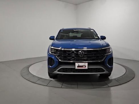 New 2025 Volkswagen Atlas Cross Sport SEL image 8