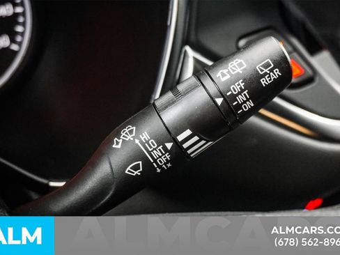 Used 2025 Chevrolet Blazer LT FWD image 25