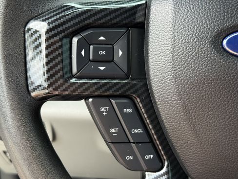 Used 2017 Ford F150 XL w/ Equipment Group 101A Mid image 16