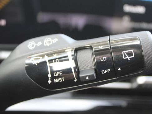 New 2026 Kia Sportage LX FWD image 31