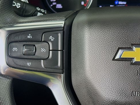 Used 2024 Chevrolet Blazer LT FWD image 11
