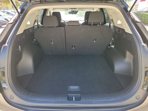 Used 2025 Kia Sportage LX image 7