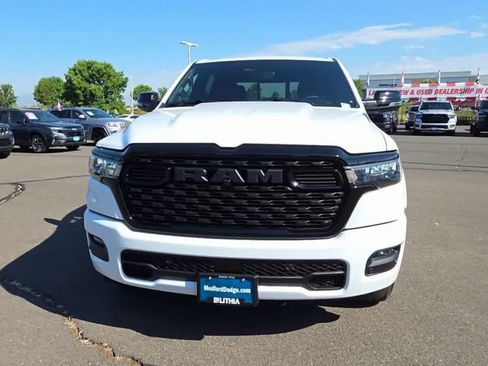 Used 2026 RAM 1500 Big Horn AWD/4WD image 3
