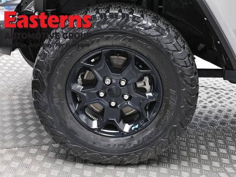 Used 2022 Jeep Wrangler Unlimited Rubicon 4xe w/ Cold Weather Group AWD/4WD image 34