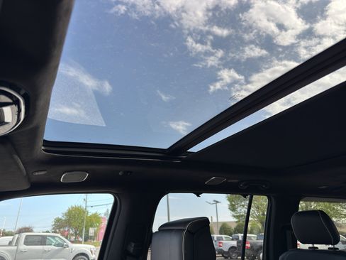 Used 2024 Jeep Grand Wagoneer L Series II w/ Quick Order Packagew 28T image 31