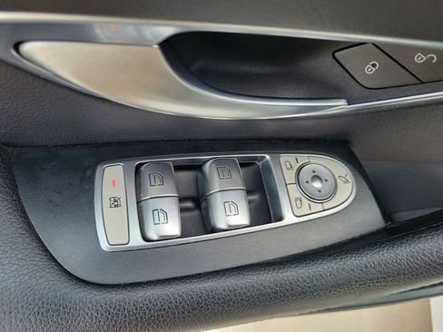Used 2019 Mercedes-Benz E 450 Cabriolet image 12
