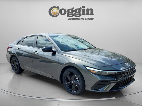 New 2026 Hyundai Elantra Sport image 8