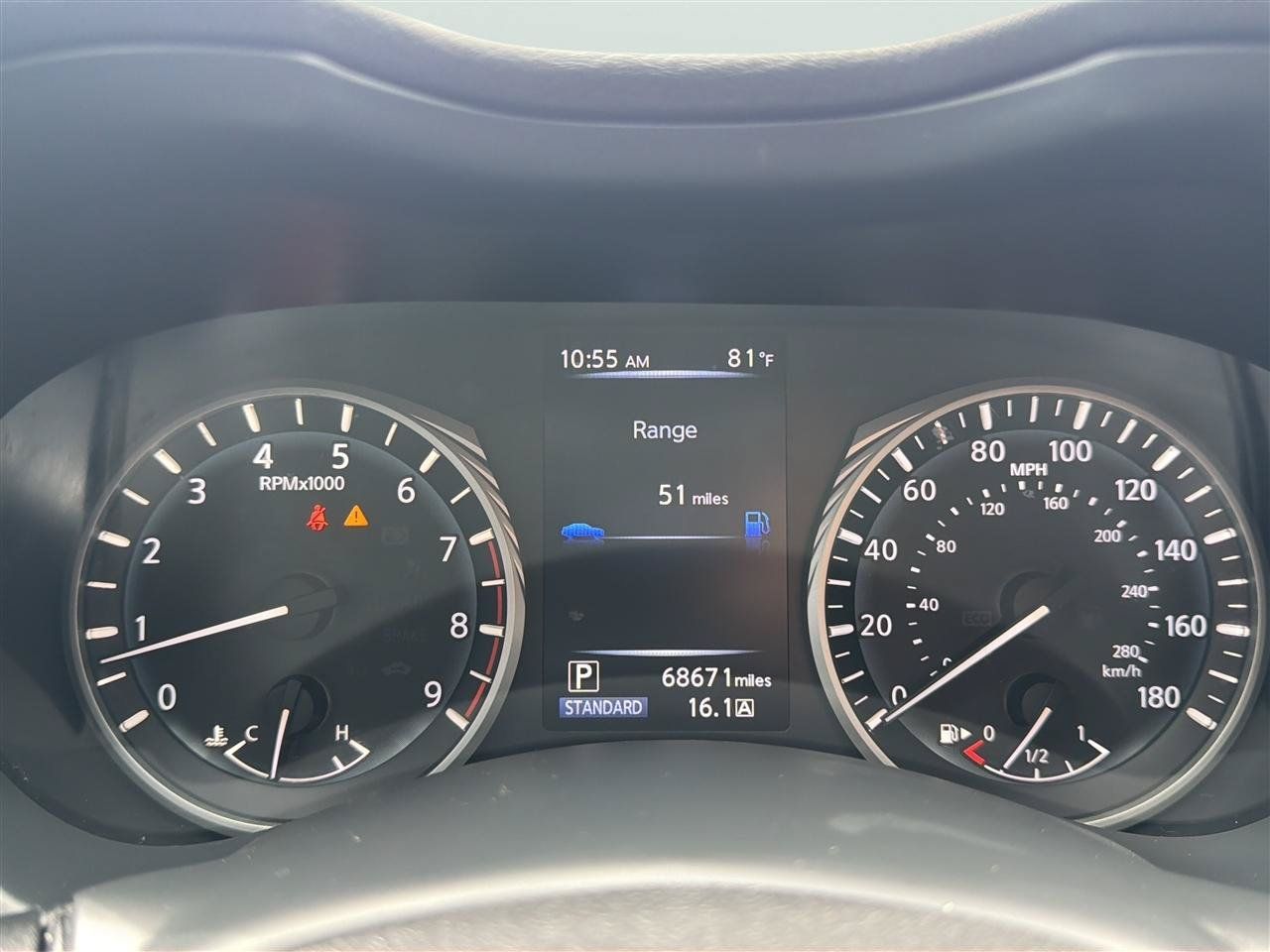Used 2018 INFINITI Q50 Luxe w/ Essential Package (3.0T Luxe) AWD/4WD image 27