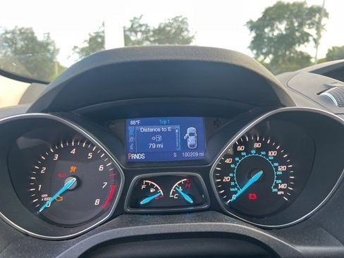 Used 2014 Ford Escape SE image 11