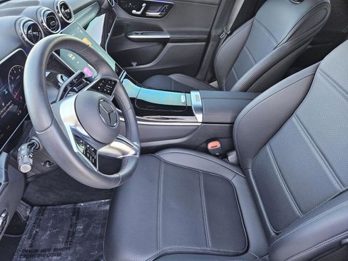 Certified 2025 Mercedes-Benz GLC 300 300 image 5