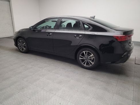 Used 2024 Kia Forte LXS w/ LXS Technology Package image 3