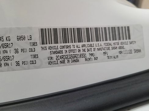 Used 2016 Dodge Grand Caravan R/T FWD image 33