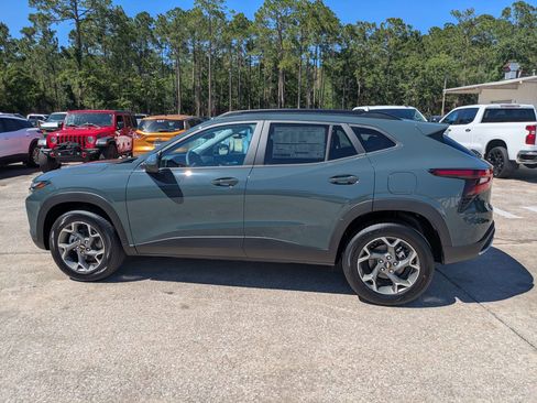 New 2026 Chevrolet Trax LT FWD image 28