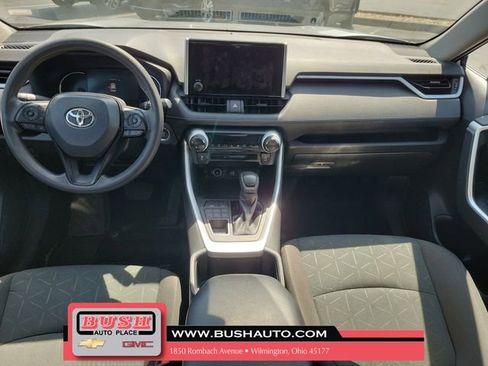 Used 2024 Toyota RAV4 XLE AWD/4WD image 10