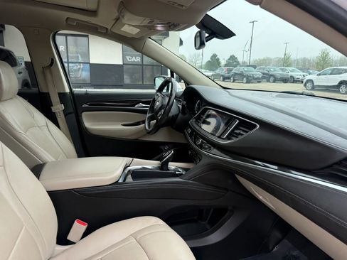Used 2021 Buick Enclave Essence w/ Sound and Sites Package AWD/4WD image 25