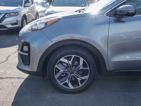 Used 2022 Kia Sportage EX w/ EX Technology Package image 9