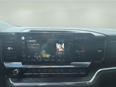 Used 2022 GMC Sierra 1500 SLT w/ X31 Off-Road Package image 9