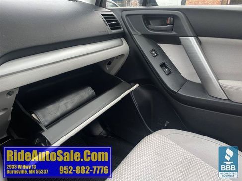 Used 2015 Subaru Forester 2.5i Premium AWD/4WD image 35