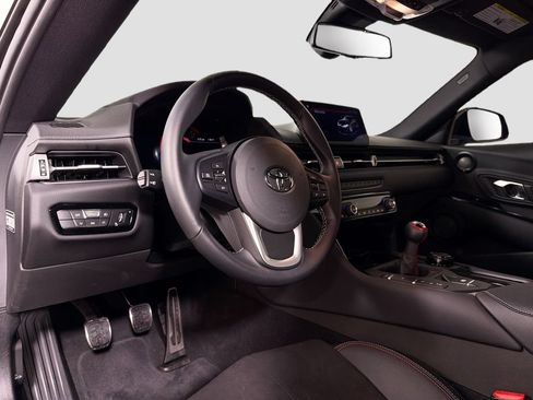 Used 2026 Toyota Supra w/ Driver Assist Package RWD image 9