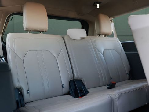 Used 2024 Ford Expedition Max Limited image 36