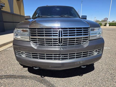 Used 2012 Lincoln Navigator L 4WD image 4