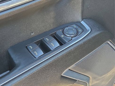 Used 2023 Chevrolet Silverado 1500 LT w/ Protection Package AWD/4WD image 21