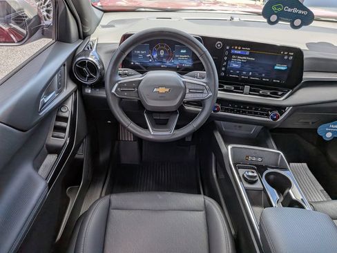Certified 2026 Chevrolet Equinox LT w/ Convenience Package II FWD image 15